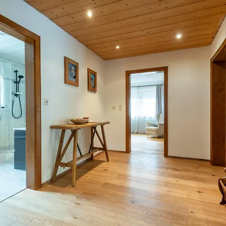 Schneehaus Apartment *