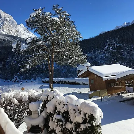 Schneehaus *