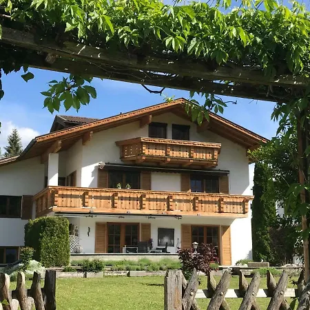 Schneehaus * Ehrwald