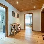 Schneehaus Apartment *