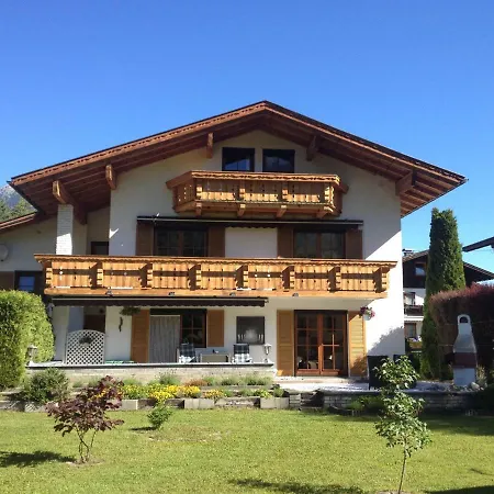 Schneehaus Διαμέρισμα